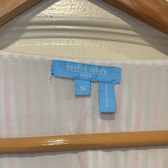 Draper James Pink & Green Striped Seersucker Wrap Dress w/Puff Sleeve & Ruffles - Picture 4 of 8